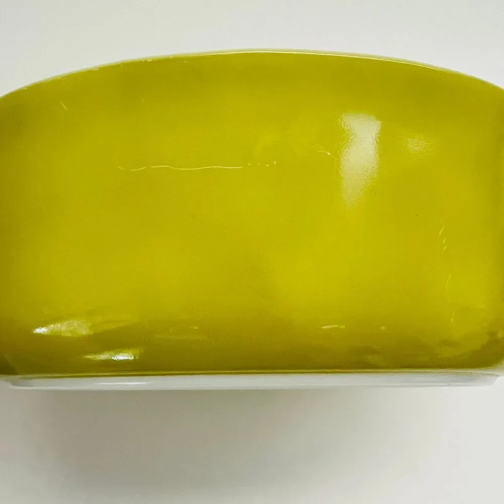 PYREX Verde Avocado Green 043 Cinderella Oval Casserole Dish 1.5 Qt.